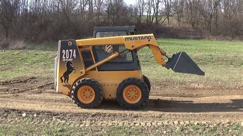 mustang 2074 skid steer problems